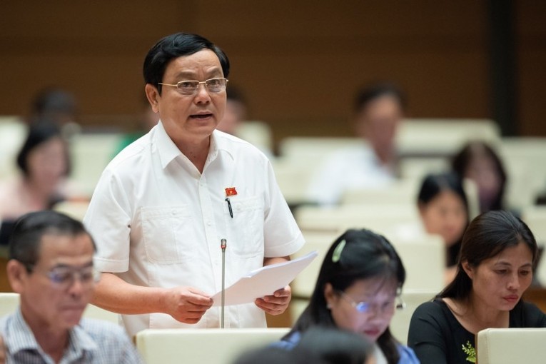 Đề xuất d&ugrave;ng 1 triệu tỷ đồng ng&acirc;n s&aacute;ch 'nằm kho' để hỗ trợ người lao động ảnh 1