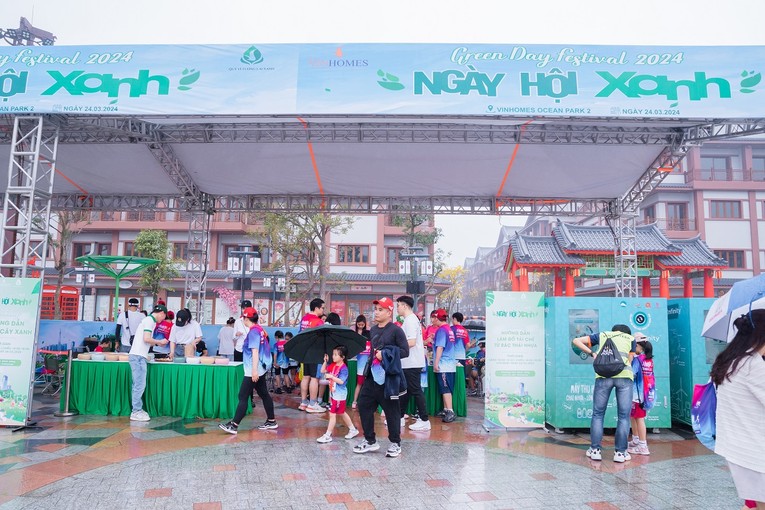 Chương tr&igrave;nh Ng&agrave;y hội Xanh được tổ chức mới đ&acirc;y đ&atilde; lan tỏa v&agrave; th&uacute;c đẩy lối sống xanh cho cư d&acirc;n Vinhomes mọi lứa tuổi.