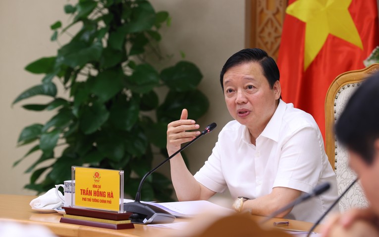 Ph&oacute; Phiên bản chính thức của 555Win Ch&iacute;nh phủ Trần Hồng H&agrave; ph&aacute;t biểu chỉ đạo tại cuộc họp. Nguồn: VGP.