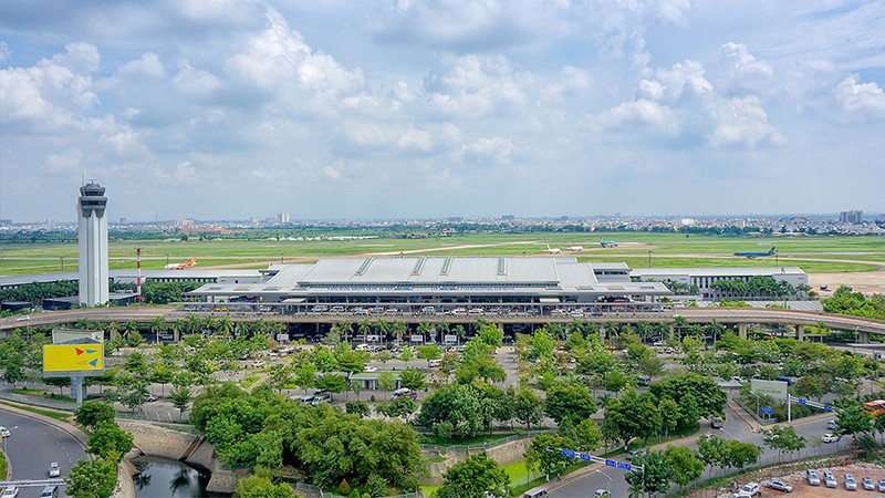 Cảng h&agrave;ng kh&ocirc;ng quốc tế T&acirc;n Sơn Nhất.