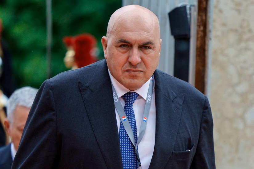 Bộ trưởng Quốc ph&ograve;ng Italy Guido Crosetto. Ảnh: Reuters