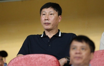 HLV Kim Sang-sik: Triết lý của tôi là bóng đá chiến thắng