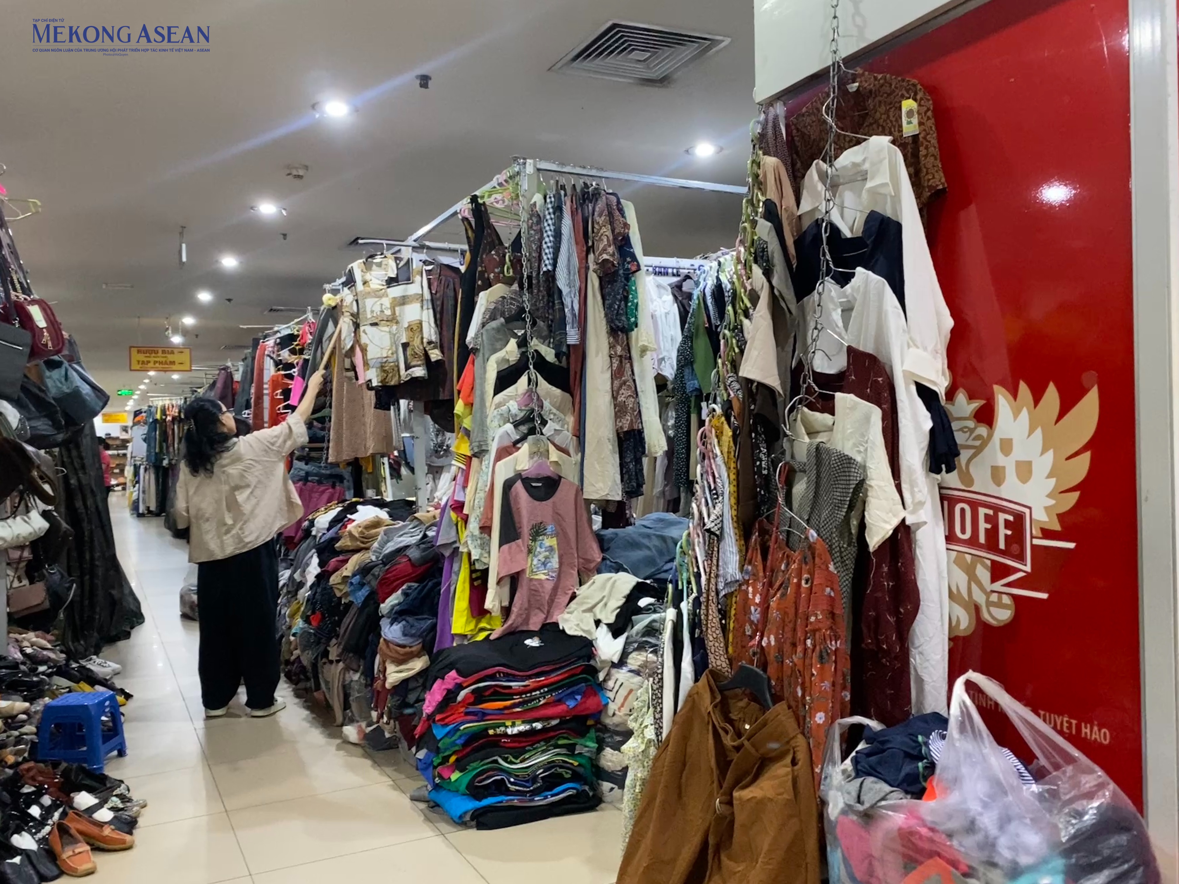 Vắng kh&aacute;ch l&agrave; t&igrave;nh trạng chung tại nhiều chợ truyền thống tr&ecirc;n địa b&agrave;n th&agrave;nh phố H&agrave; Nội. Ảnh: H&agrave; Anh/555win Login.
