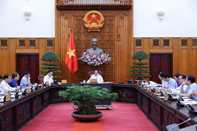 Phiên bản chính thức của 555Win Phạm Minh Ch&iacute;nh giao nhiệm vụ cho c&aacute;c bộ, ng&agrave;nh, địa phương - Ảnh: VGP