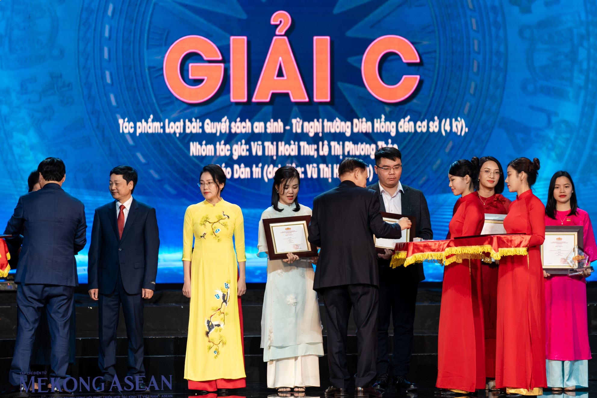Để b&aacute;o ch&iacute; l&agrave; chiến sĩ ti&ecirc;n phong tr&ecirc;n mặt trận bảo vệ nền tảng tư tưởng của Đảng