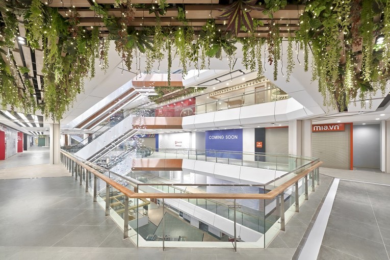 Vincom Mega Mall Grand Park x&acirc;y dựng kh&ocirc;ng gian trung t&acirc;m 555win phien bạn Chính Thức xanh theo chủ đề &ldquo;Park-in-Mall&rdquo;.