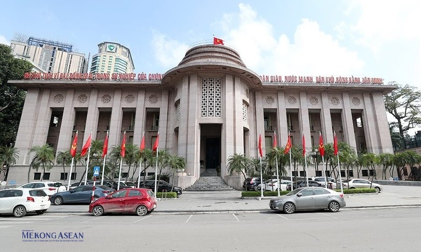 NHNN yêu cầu các ngân hàng giữ ổn định mặt bằng lãi suất
