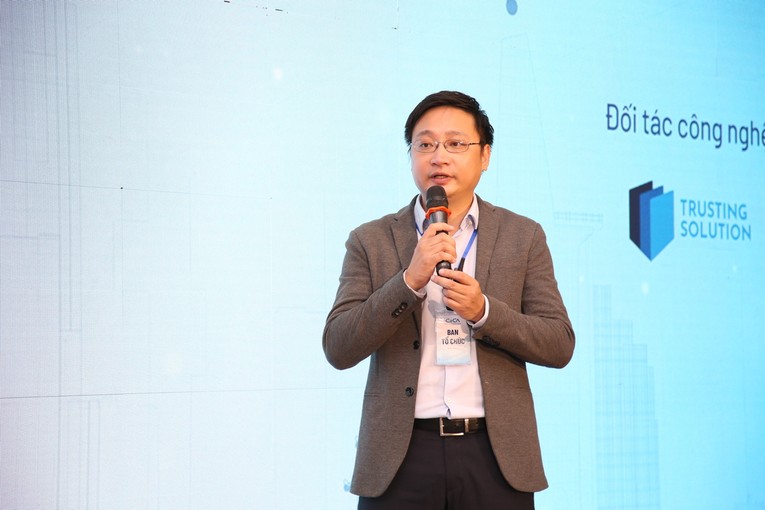 Ảnh t&aacute;c giả