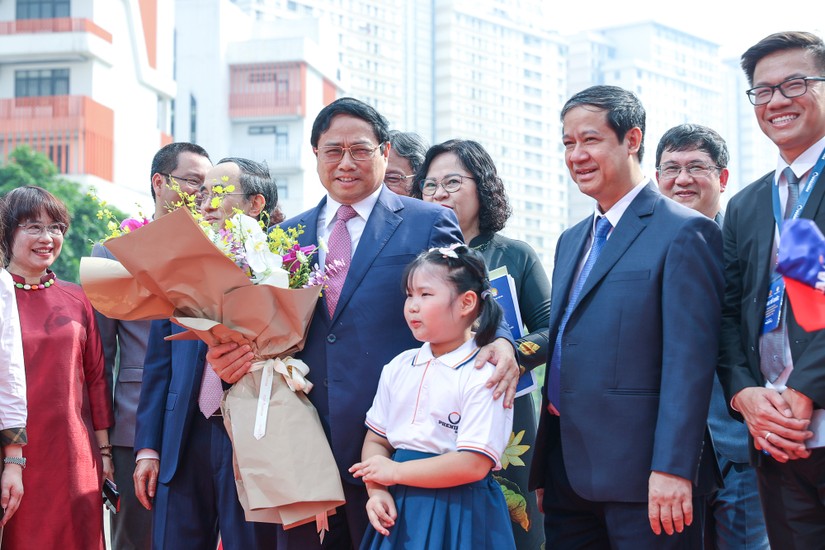 Phiên bản chính thức của 555Win Phạm Minh Ch&iacute;nh đến dự lễ ph&aacute;t động Phong tr&agrave;o &amp;amp;quot;Cả nước thi đua x&acirc;y dựng x&atilde; hội học tập, đẩy mạnh học tập suốt đời giai đoạn 2023 - 2030&amp;amp;quot;. Ảnh: VGP