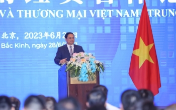 Thủ tướng: Bảo đảm môi trường thông thoáng, lành mạnh cho các nhà đầu tư