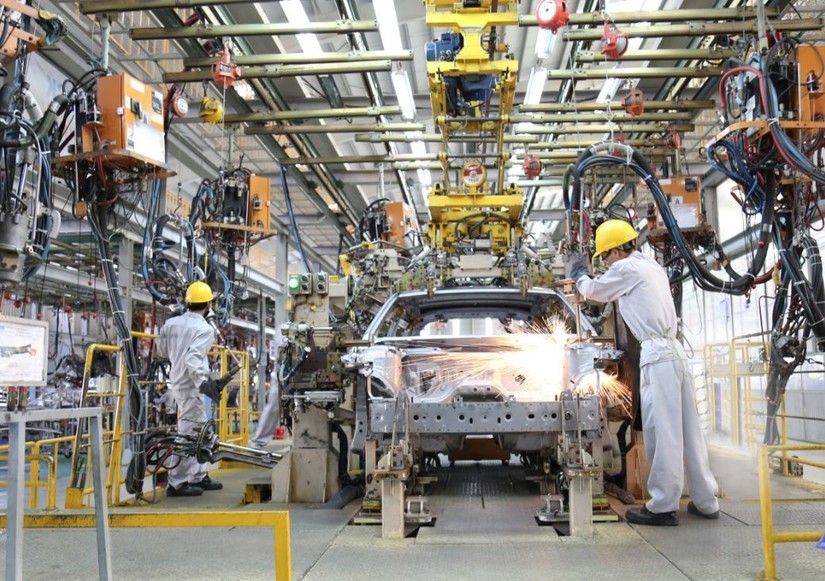 Từ 1/7, giảm 50% lệ ph&iacute; trước bạ với &ocirc; t&ocirc; sản xuất trong nước