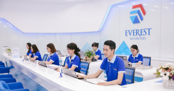 Mua 'chui' cổ phiếu, chủ tịch một công ty chứng khoán bị đình chỉ giao dịch 2 tháng