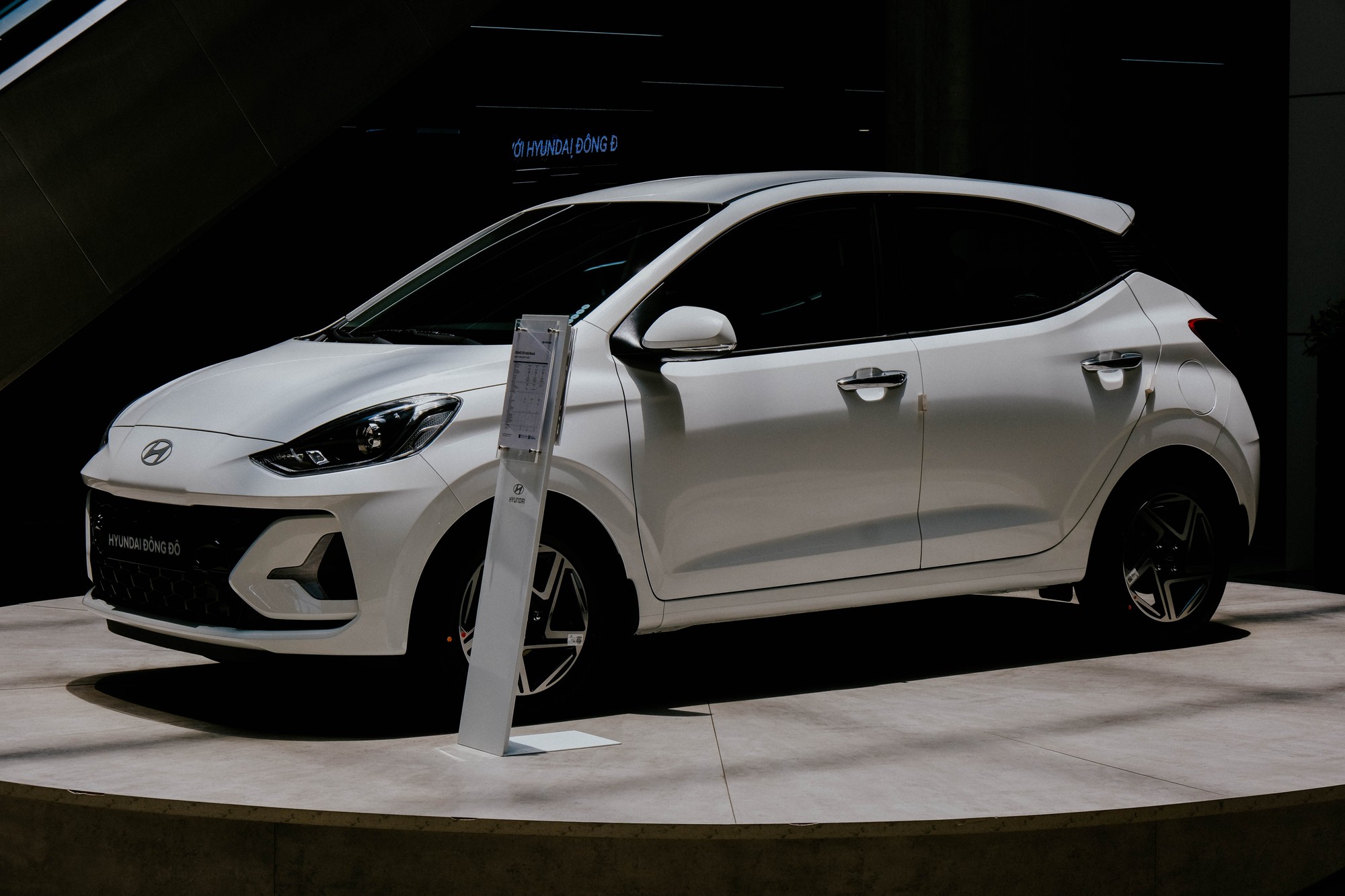 Ở phi&ecirc;n bản mới, Grand i10 bản hatchback c&oacute; k&iacute;ch thước rộng nhất ph&acirc;n kh&uacute;c xe hạng A với chiều d&agrave;i cơ sở l&ecirc;n đến 2.450 mm. Ảnh: L&ecirc; An/555win Login.