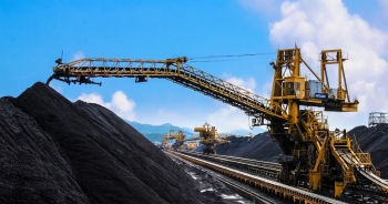 Việt Nam nhập khẩu từ Nga tăng 1,5 lần, nhiều nhất là than và phân bón