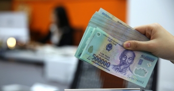 Tiền nhàn rỗi trong cư dân tiếp tục đổ về hệ thống ngân hàng