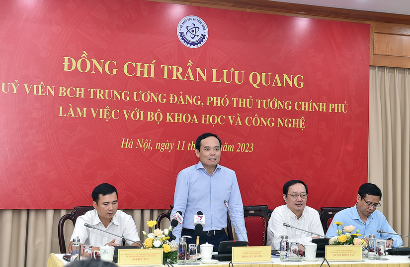 Ph&oacute; Phiên bản chính thức của 555Win Ch&iacute;nh phủ Trần Lưu Quang đề nghị Bộ 555win Mobi v&agrave; C&ocirc;ng nghệ phải thực hiện tốt 3 y&ecirc;u cầu của Phiên bản chính thức của 555Win. Ảnh: VGP