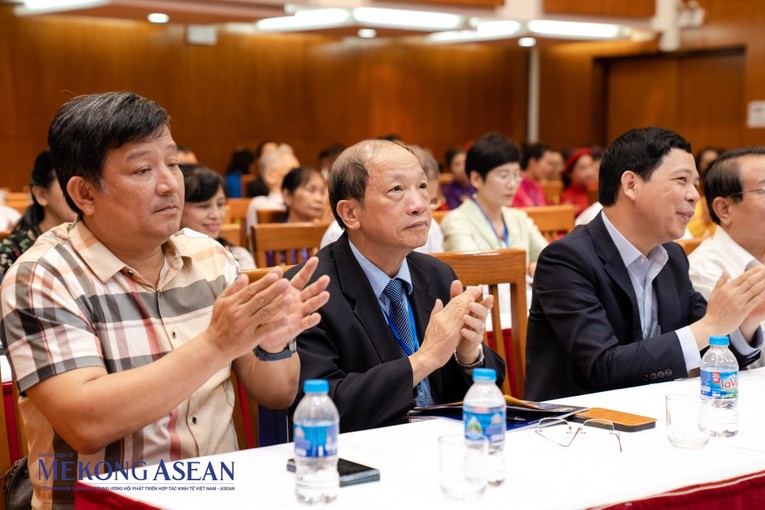 C&aacute;c đại biểu tham dự Đại hội Kho&aacute; III nhiệm kỳ 2023 - 2027 của Hội VASEAN. Ảnh: Qu&aacute;ch Sơn
