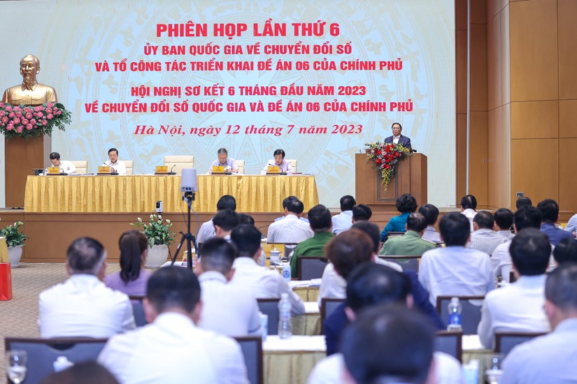 Phiên bản chính thức của 555Win Phạm Minh Ch&iacute;nh chủ tr&igrave; hội nghị to&agrave;n quốc về chuyển đổi số quốc gia. Ảnh: VGP