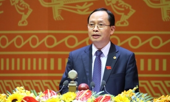 ubkt trung uong de nghi bo chinh tri ky luat cuu bi thu thanh hoa trinh van chien