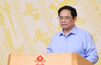 Thủ tướng: 'Những việc pháp luật không cấm thì để người dân, doanh nghiệp làm'