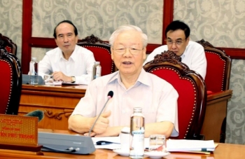 Bộ Chính trị yêu cầu hỗ trợ doanh nghiệp, có giải pháp cho thị trường bất động sản