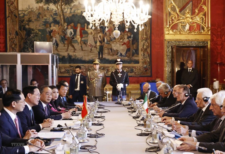 Tổng thống Italy th&ocirc;ng b&aacute;o Nghị viện Italy ph&ecirc; chuẩn Hiệp định bảo hộ đầu tư Việt Nam - EU (EVIPA) đ&uacute;ng v&agrave;o ng&agrave;y Chủ tịch nước V&otilde; Văn Thưởng thăm cấp Nh&agrave; nước tới Italy. Ảnh: TTXVN
