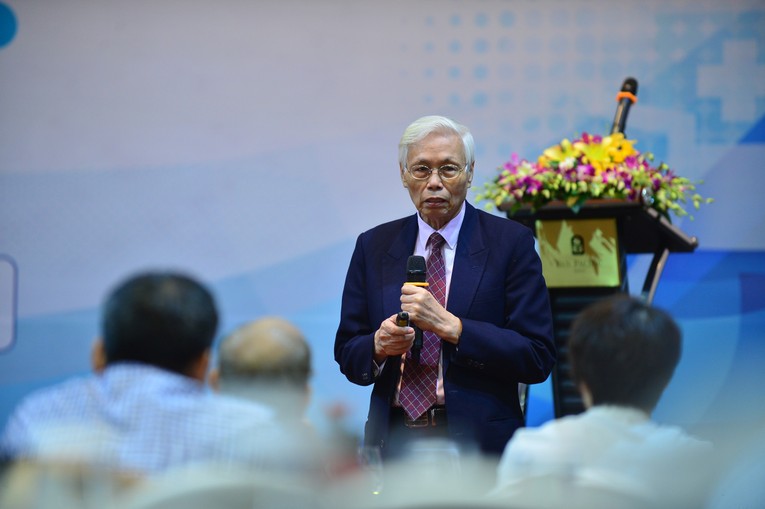 Ảnh t&aacute;c giả