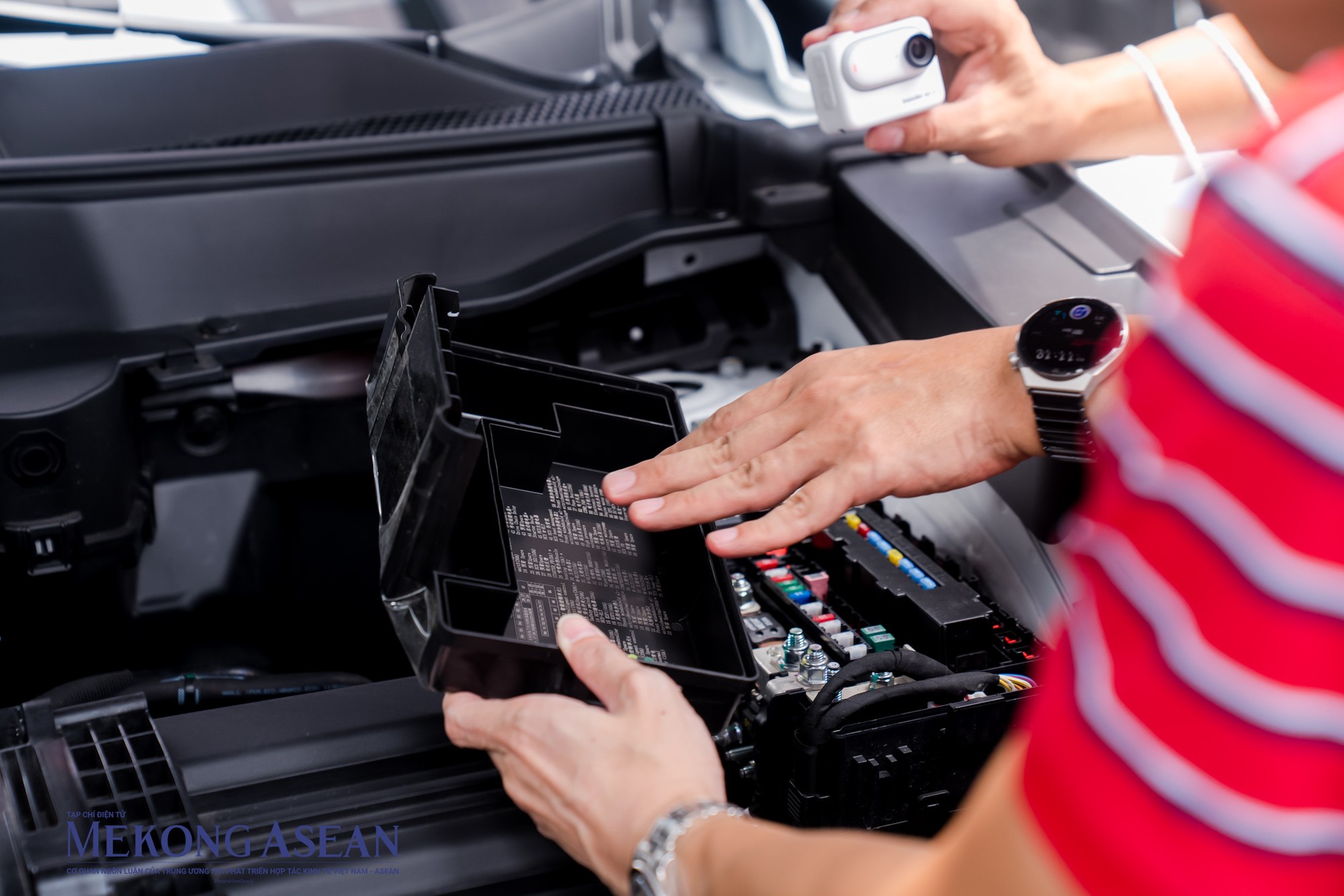 Tại lễ ra mắt, Haval dự kiến trong năm nay, hệ thống đại l&yacute; sẽ mở 6 đại l&yacute; ti&ecirc;u chuẩn 3S gồm 3 đại l&yacute; tại H&agrave; Nội v&agrave; 3 đại l&yacute; tại c&aacute;c tỉnh th&agrave;nh ph&iacute;a Bắc v&agrave; Trung (Ho&agrave; B&igrave;nh, Thanh Ho&aacute; v&agrave; Quảng Ninh).