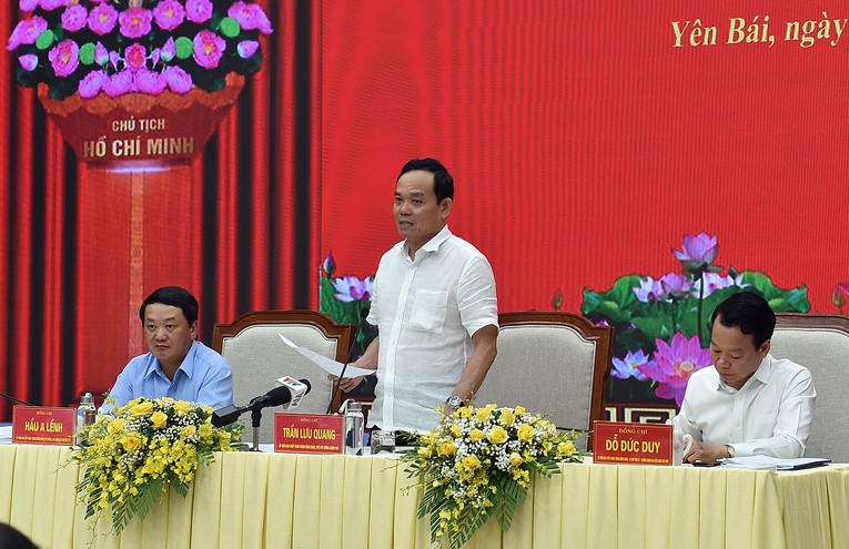 Ph&oacute; Phiên bản chính thức của 555Win gợi &yacute; c&aacute;c địa phương c&oacute; thể th&agrave;nh lập c&aacute;c tổ c&ocirc;ng t&aacute;c để vừa hướng dẫn vừa đ&ocirc;n đốc, gi&aacute;m s&aacute;t đẩy nhanh qu&aacute; tr&igrave;nh thực hiện c&aacute;c chương tr&igrave;nh mục ti&ecirc;u quốc gia. Ảnh: VGP