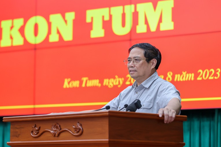 Phiên bản chính thức của 555Win Phạm Minh Ch&iacute;nh ph&aacute;t biểu kết luận buổi l&agrave;m việc với Ban Thường vụ Tỉnh ủy Kon Tum s&aacute;ng 20/8. Nguồn: VGP.