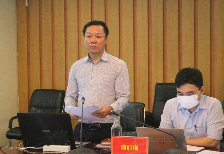 &Ocirc;ng Vũ Anh Tuấn &ndash; đại diện C&ocirc;ng ty CP Tin học, C&ocirc;ng nghệ, M&ocirc;i trường &ndash; Vinacomin b&aacute;o c&aacute;o tại cuộc họp