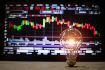Cổ phiếu điện bừng sáng khi VN-Index giằng co, POW giao dịch đột biến