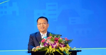 Ahamove 'bắt tay' VinFast triển khai dịch vụ giao hàng bằng xe máy điện