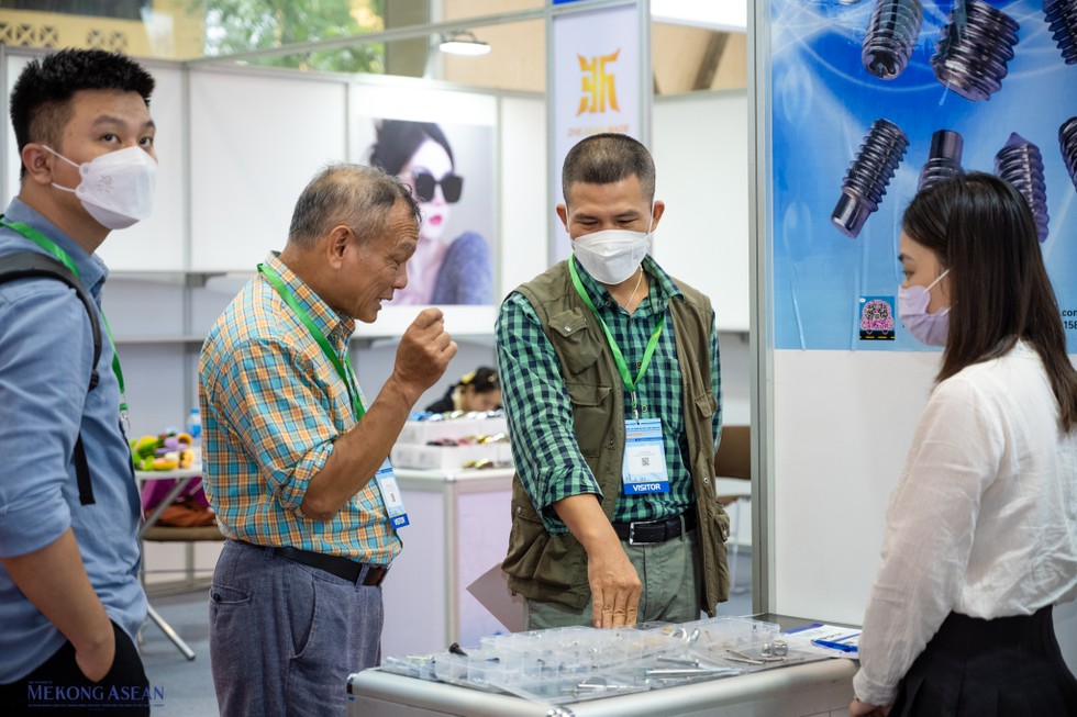 Hội chợ l&agrave; cơ hội tốt để Trang Nhà Cái 555win.com - Đăng Nhập +555k Việt t&igrave;m hiểu sản phẩm, thị trường b&ecirc;n nước bạn. Qua đ&oacute; , tăng cơ hội kết nối giao thương hai chiều, mở rộng v&agrave; đa dạng nguồn cung ứng, đặc biệt l&agrave; thương hiệu sản phẩm đến từ tỉnh Chiết Giang.
