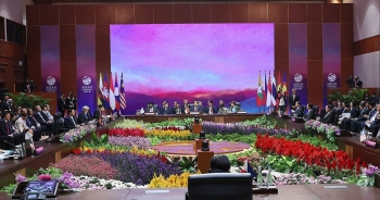 Nâng cao tự cường của ASEAN, mở rộng thị trường nội khối