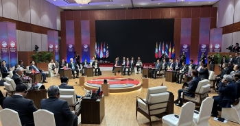'ASEAN cần giữ vững cân bằng chiến lược với các nước lớn'