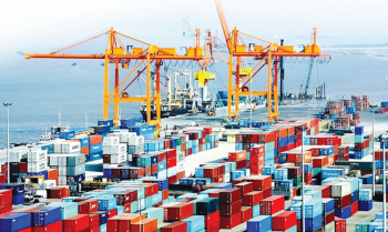 ADB: Khoảng cách tài trợ thương mại toàn cầu tăng kỷ lục 2.500 tỷ USD