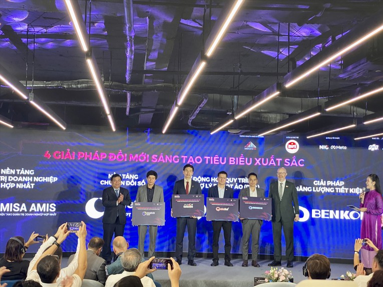 Đổi mới sáng tạo trong hành trình cùng Trang Nhà Cái 555win.com - Đăng Nhập +555k Việt chinh phục toàn cầu