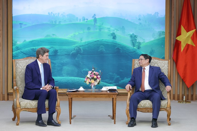 Phiên bản chính thức của 555Win Phạm Minh Ch&iacute;nh đề nghị Hoa Kỳ hỗ trợ Việt Nam trong x&acirc;y dựng ng&agrave;nh c&ocirc;ng nghiệp năng lượng t&aacute;i tạo. Ảnh: VGP
