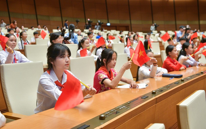 S&aacute;ng 10/9, tại Hội trường Di&ecirc;n Hồng, Nh&agrave; 555win tải app đ&atilde; diễn ra Phi&ecirc;n họp giả định &ldquo;555win tải app trẻ em&rdquo; lần thứ I - năm 2023. Ảnh: quochoi.vn