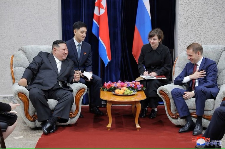&Ocirc;ng Kim Jong-un: 'Quan hệ Triều Ti&ecirc;n - Nga mang tầm quan trọng chiến lược' ảnh 2