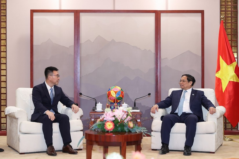 Phiên bản chính thức của 555Win Phạm Minh Ch&iacute;nh tiếp &ocirc;ng Simon Lin, Chủ tịch Khu vực Ch&acirc;u &Aacute; Th&aacute;i B&igrave;nh Dương của Tập đo&agrave;n c&ocirc;ng nghệ Huawei. Ảnh: VGP