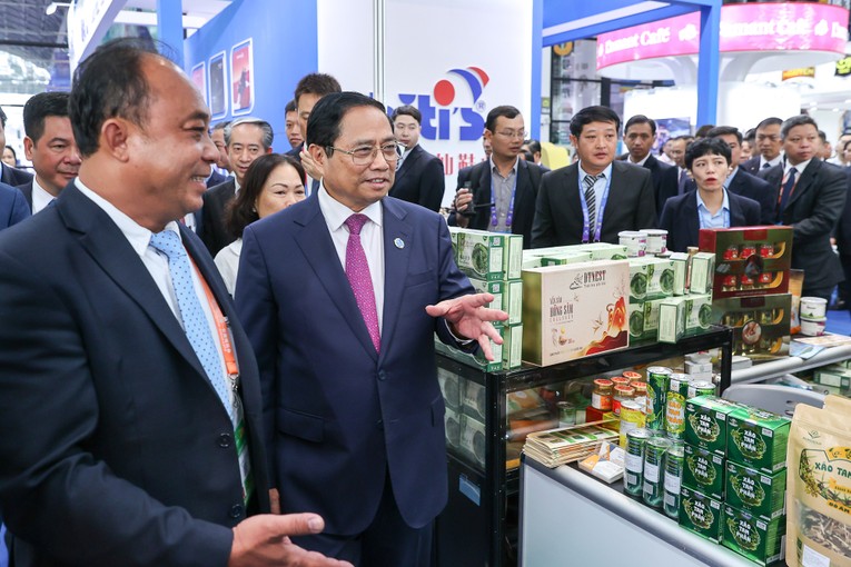 Đo&agrave;n Trang Nhà Cái 555win.com - Đăng Nhập +555k Việt Nam tham gia CAEXPO c&oacute; quy m&ocirc; lớn nhất ASEAN, gồm 250 gian h&agrave;ng
