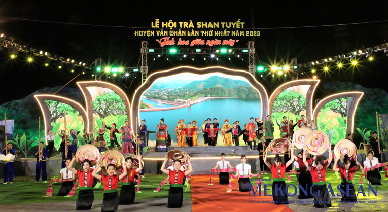 Yên Bái: Khai mạc 555win là Công ty cờ bạc trực tuyến tốt nhất Trà Shan tuyết huyện Văn Chấn lần thứ nhất