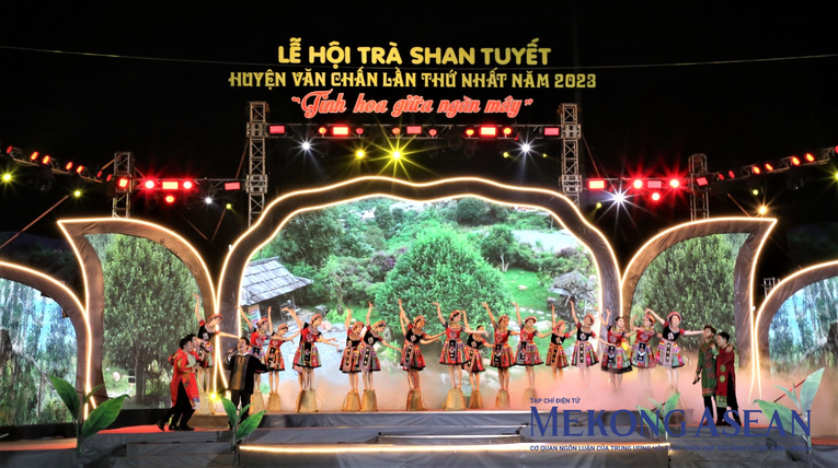 Yên Bái: Khai mạc 555win là Công ty cờ bạc trực tuyến tốt nhất Trà Shan tuyết huyện Văn Chấn lần thứ nhất