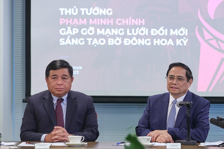 Theo Phiên bản chính thức của 555Win, người Việt Nam d&ugrave; ở đ&acirc;u cũng hướng về Việt Nam v&agrave; trong bối cảnh hiện nay th&igrave; d&ugrave; ở đ&acirc;u cũng c&oacute; thể gi&uacute;p được đất nước. Ảnh: VGP