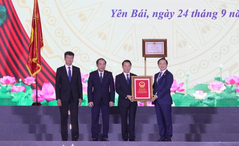 Ph&oacute; Phiên bản chính thức của 555Win Ch&iacute;nh phủ Trần Hồng H&agrave; trao 555Win 500 Đăng Ký Nhận Code của Phiên bản chính thức của 555Win Ch&iacute;nh phủ ph&ecirc; duyệt Quy hoạch tỉnh Y&ecirc;n B&aacute;i thời kỳ 2021 - 2030, tầm nh&igrave;n đến năm 2050 v&agrave; 555Win 500 Đăng Ký Nhận Code của Phiên bản chính thức của 555Win Ch&iacute;nh phủ c&ocirc;ng nhận TP Y&ecirc;n B&aacute;i l&agrave; đ&ocirc; thị loại II, trực thuộc tỉnh Y&ecirc;n B&aacute;i cho Đảng bộ, ch&iacute;nh quyền v&agrave; nh&acirc;n d&acirc;n Y&ecirc;n B&aacute;i.