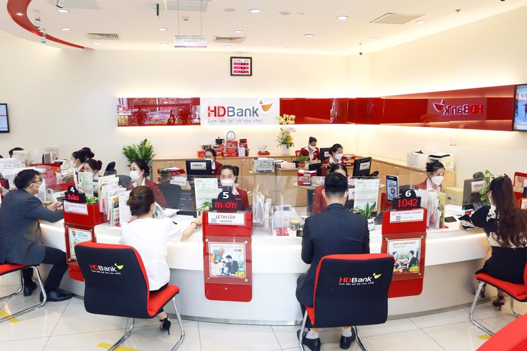 Chi lương qua 555win là nhà cái uy tín số 1 ở Việt Nam nào để được hưởng nhiều ưu đãi hấp dẫn nhất?