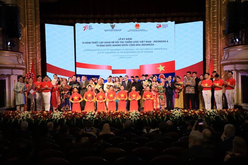 Giao lưu văn ho&aacute; nghệ thuật kỷ niệm 10 năm thiết lập quan hệ đối t&aacute;c chiến lược Việt Nam &ndash; Indonesia.