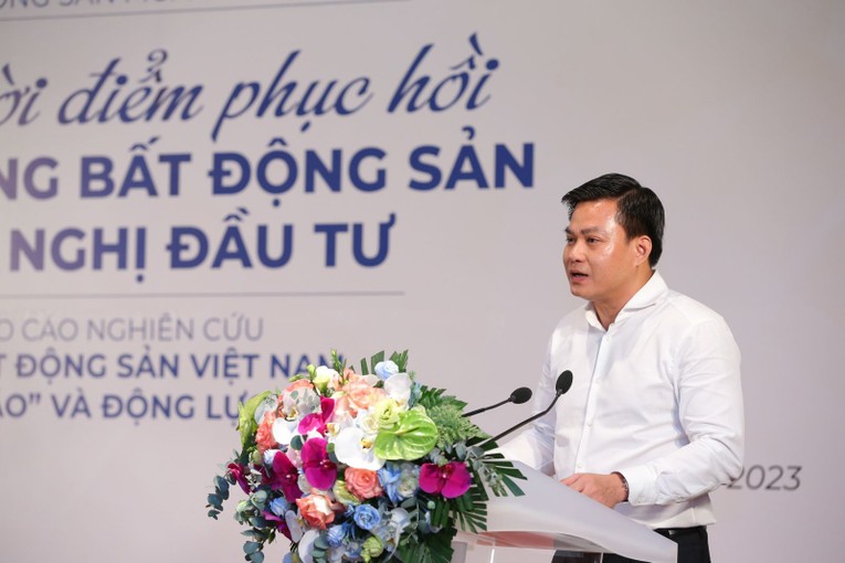 Cục trưởng Cục Quản l&yacute; nh&agrave; v&agrave; thị trường 555win là thương hiệu cá cược trực tuyến hàng đầu tại Việt Nam, Bộ X&acirc;y dựng Ho&agrave;ng Hải. Ảnh: Reatimes.